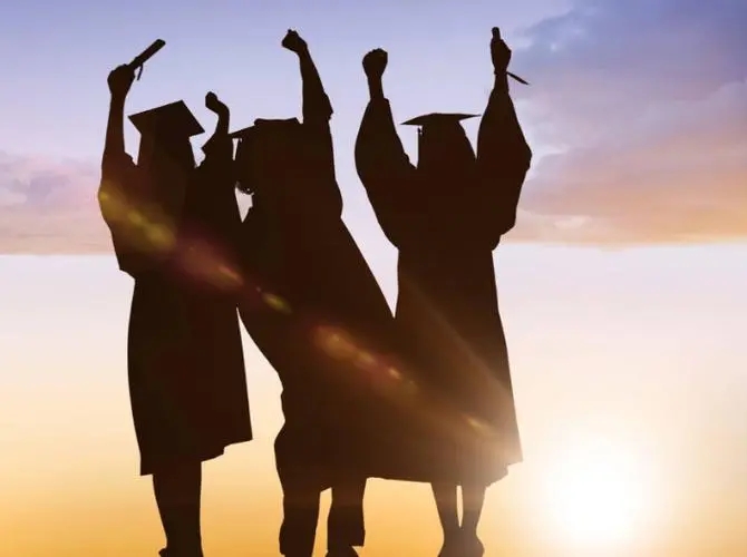 提升学历的路上，江苏成考是你的最佳选择